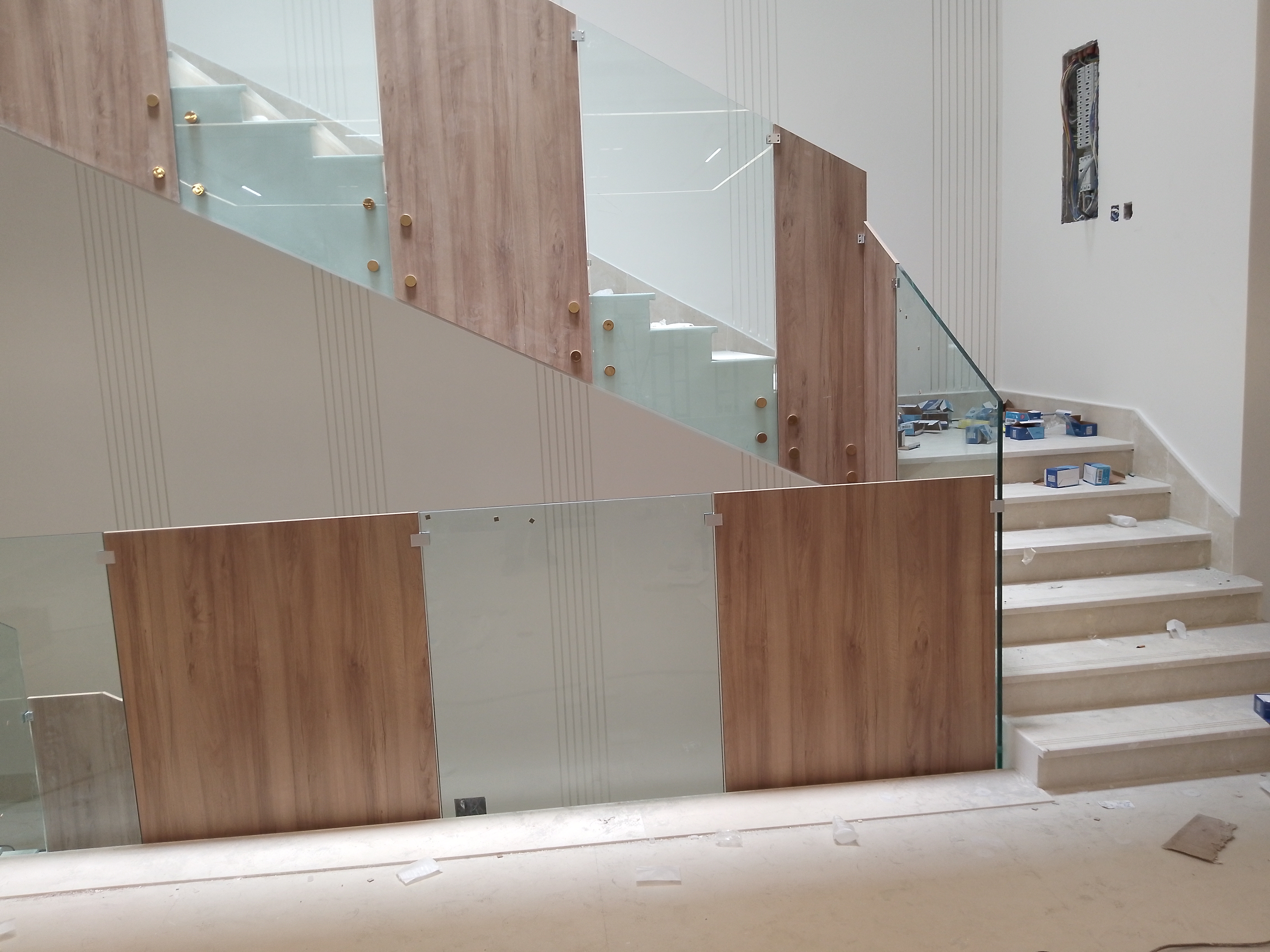 زجاج سيكوريت في الرياض